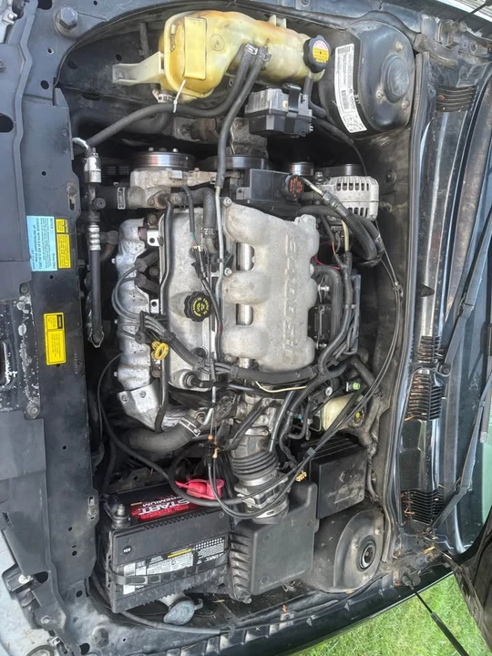 2000 Oldsmobile Alero - Image 2 of 13