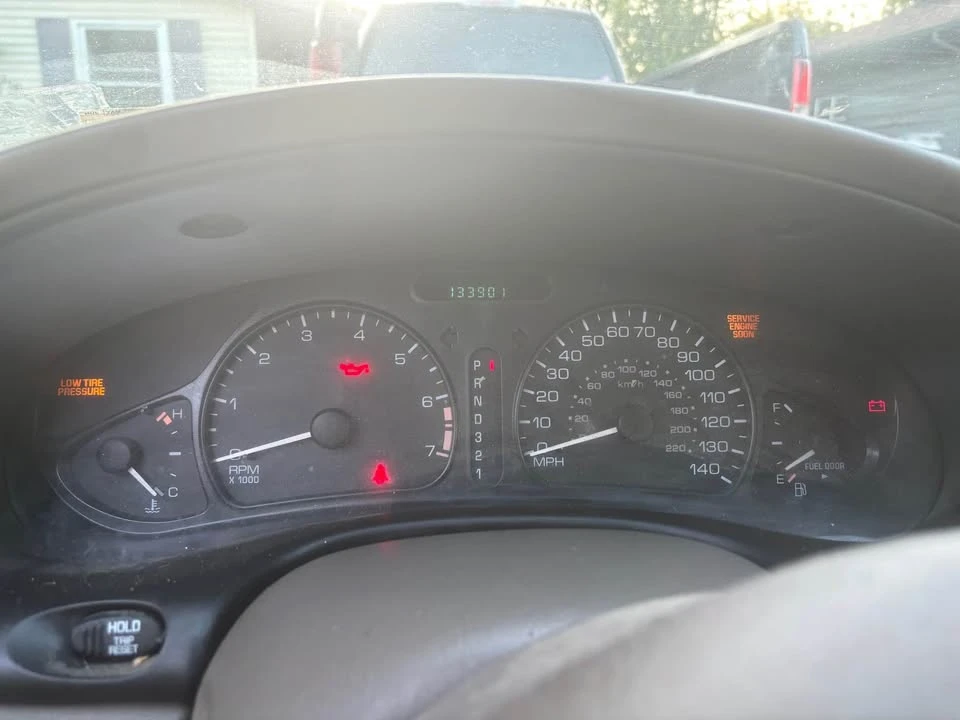 2000 Oldsmobile Alero - Image 3 of 13