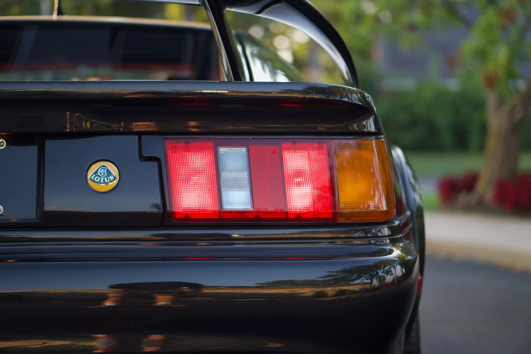 2000 Lotus Esprit V8 - Image 27 of 31
