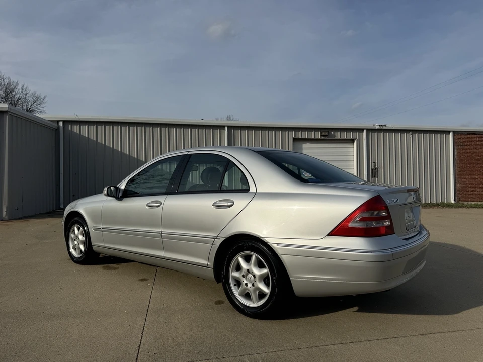 2000 Mercedes-Benz W202 C-Class - Image 4 of 21