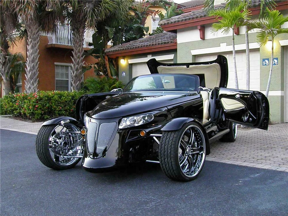 2000 Plymouth Prowler - Image 2 of 5