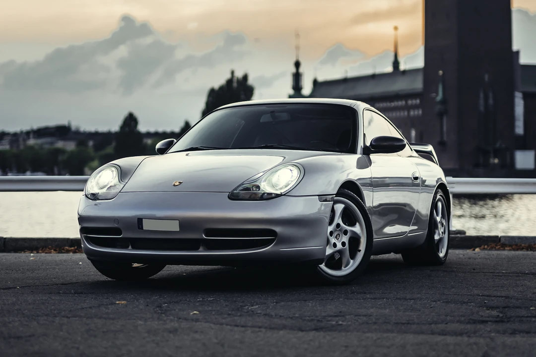 2000 Porsche 996 Carrera - Image 2 of 31