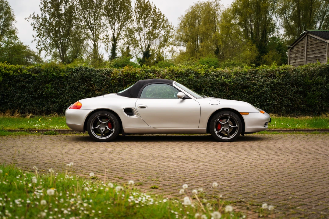 2000 Porsche 986 Boxster - Image 11 of 31