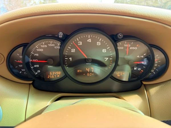 2000 Porsche 996 Carrera - Image 9 of 10