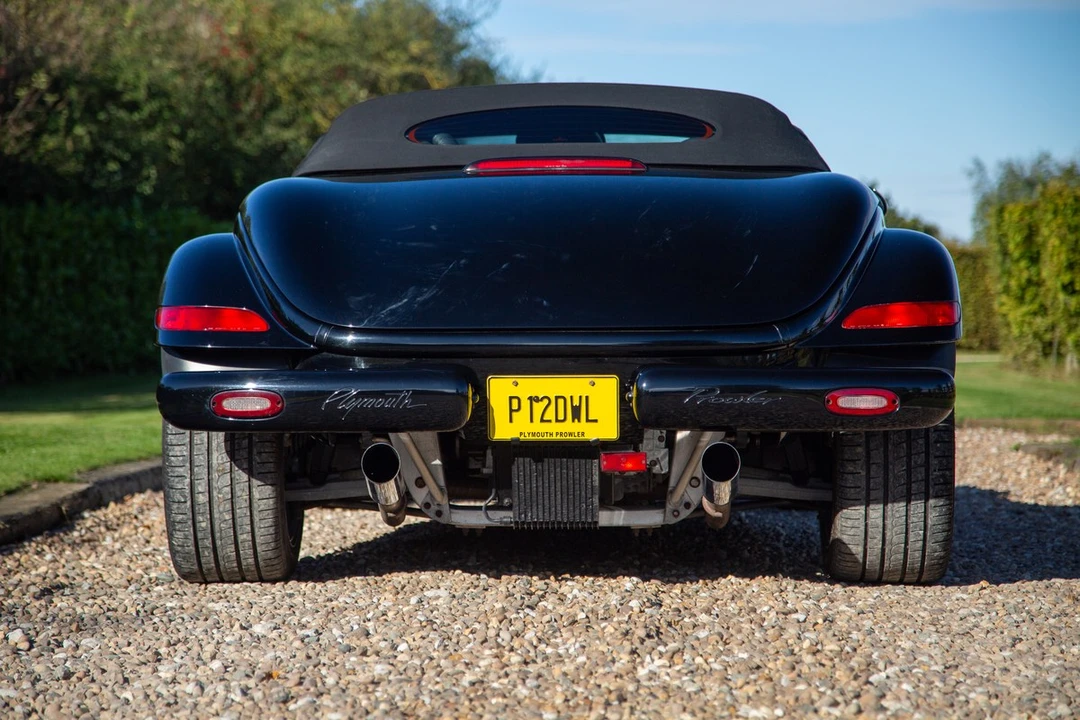 2000 Plymouth Prowler - Image 13 of 30