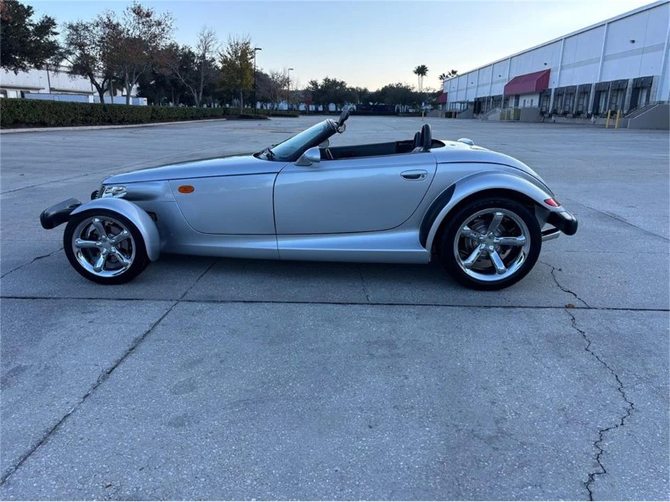 2000 Plymouth Prowler - Image 5 of 31