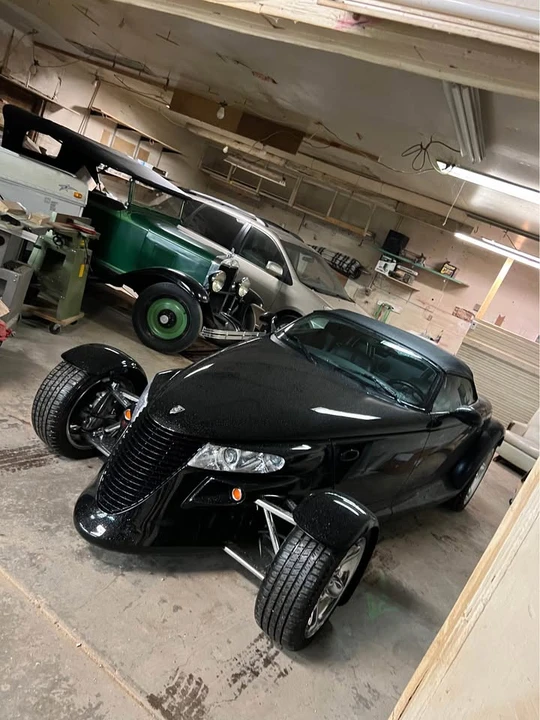 2000 Plymouth Prowler - Image 5 of 10