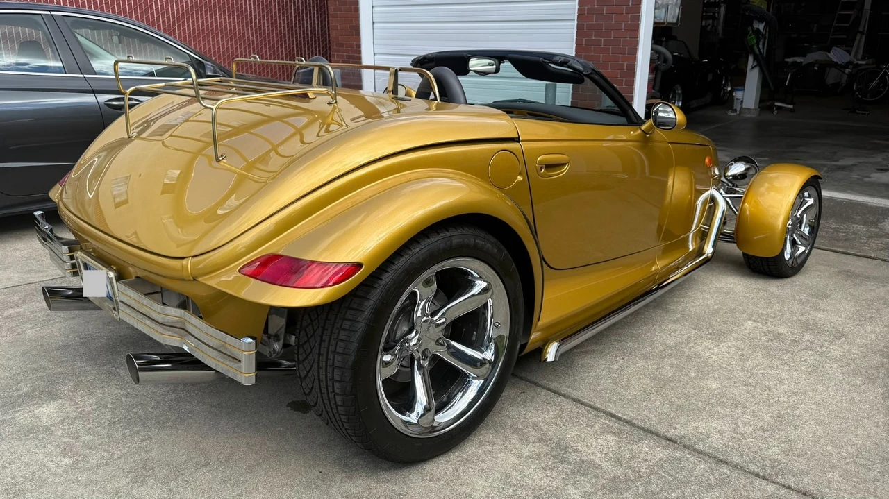 2000 Plymouth Prowler - Image 8 of 13