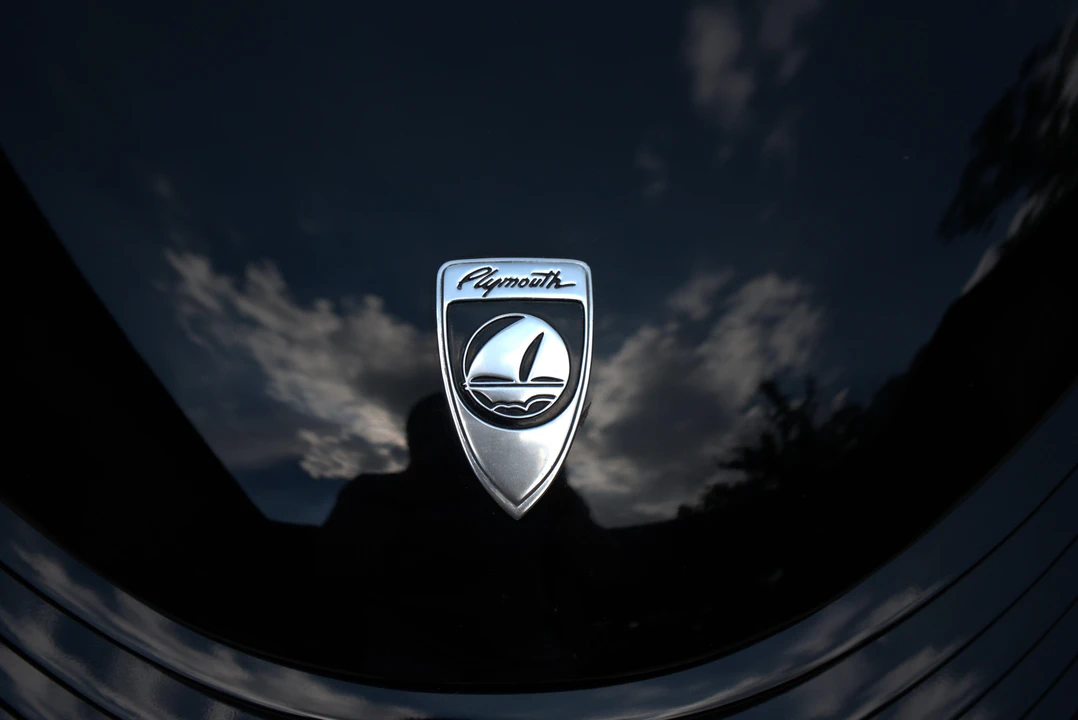 2000 Plymouth Prowler - Image 25 of 31