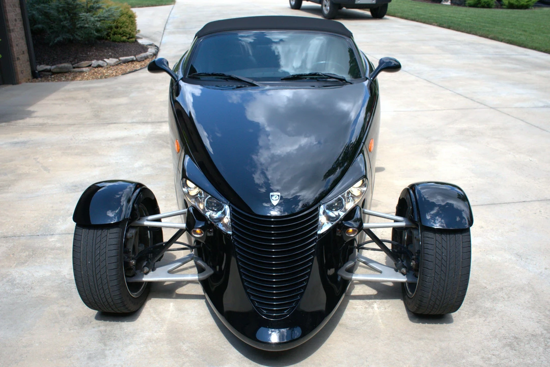 2000 Plymouth Prowler - Image 2 of 31
