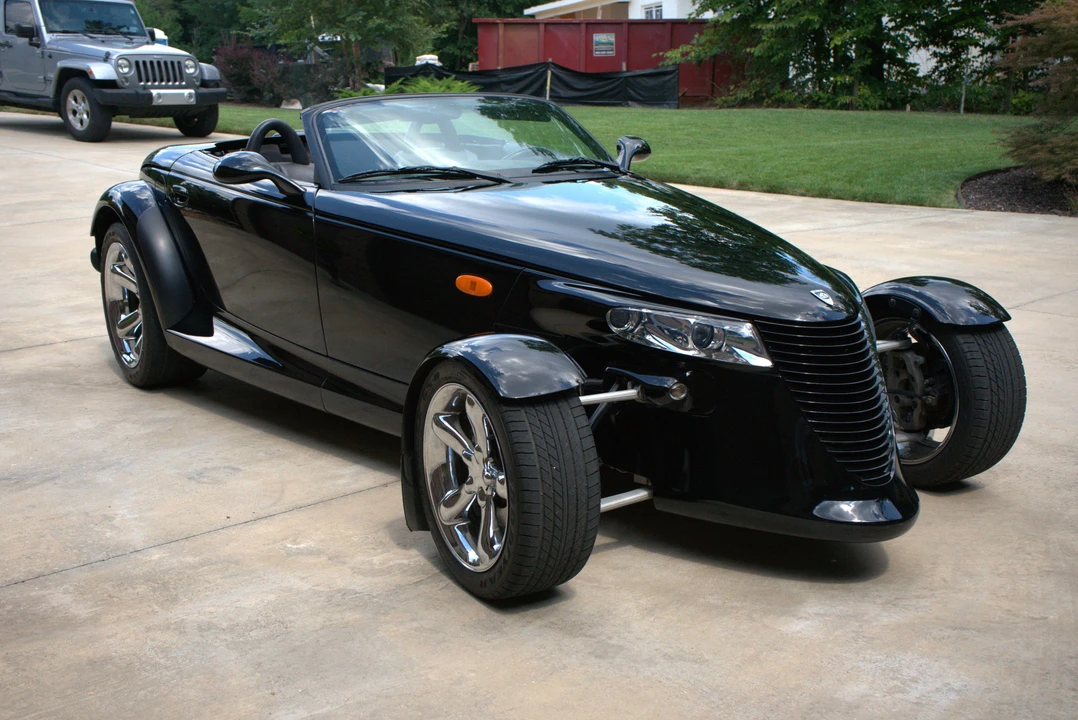 2000 Plymouth Prowler - Image 17 of 31