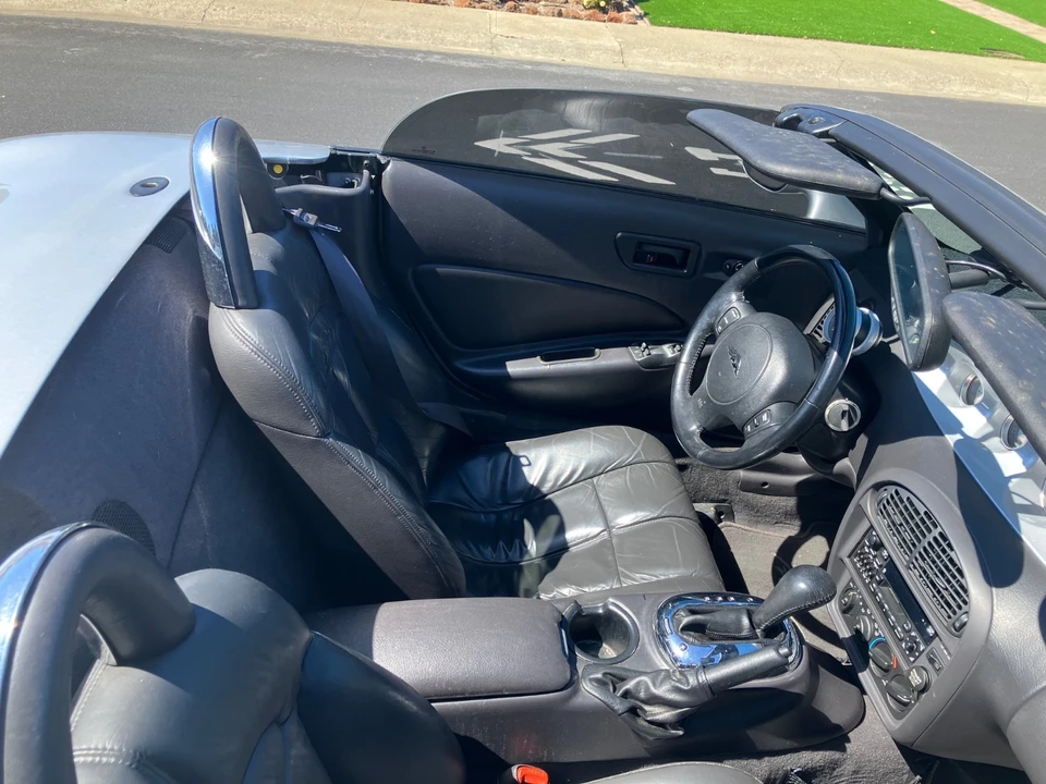 2000 Plymouth Prowler - Image 9 of 17