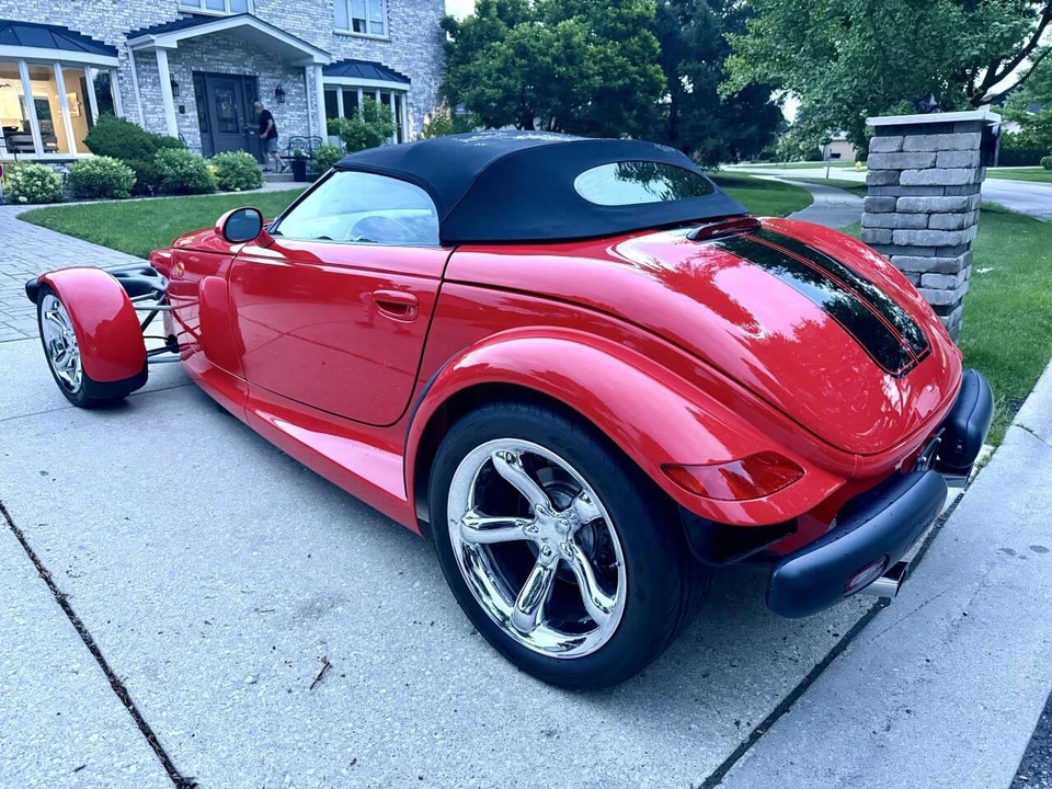 2000 Plymouth Prowler - Image 24 of 31