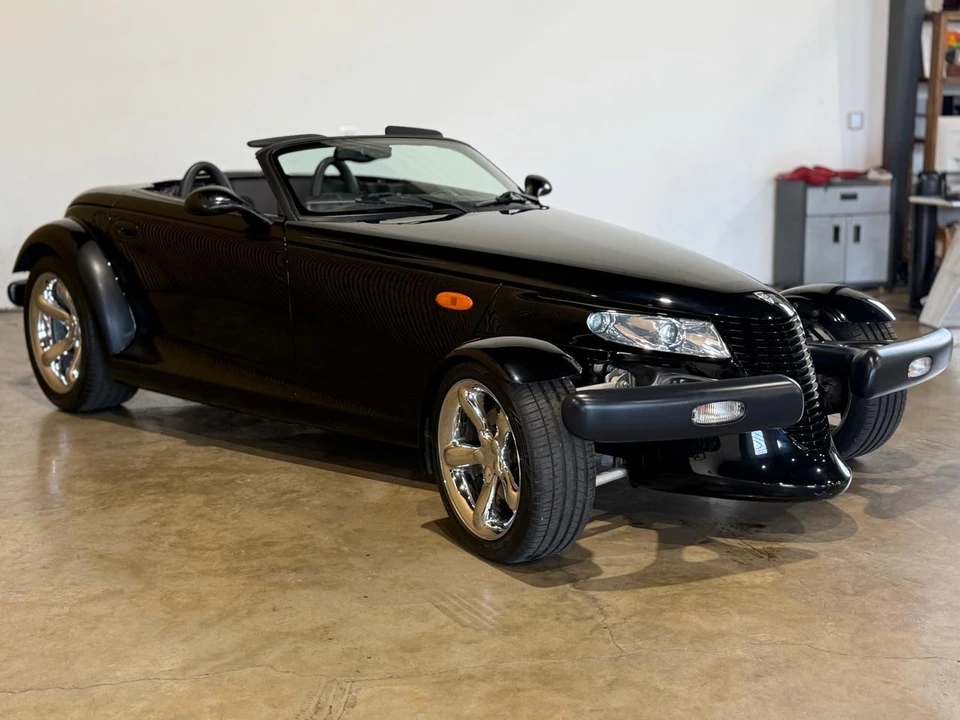 2000 Plymouth Prowler - Image 3 of 31