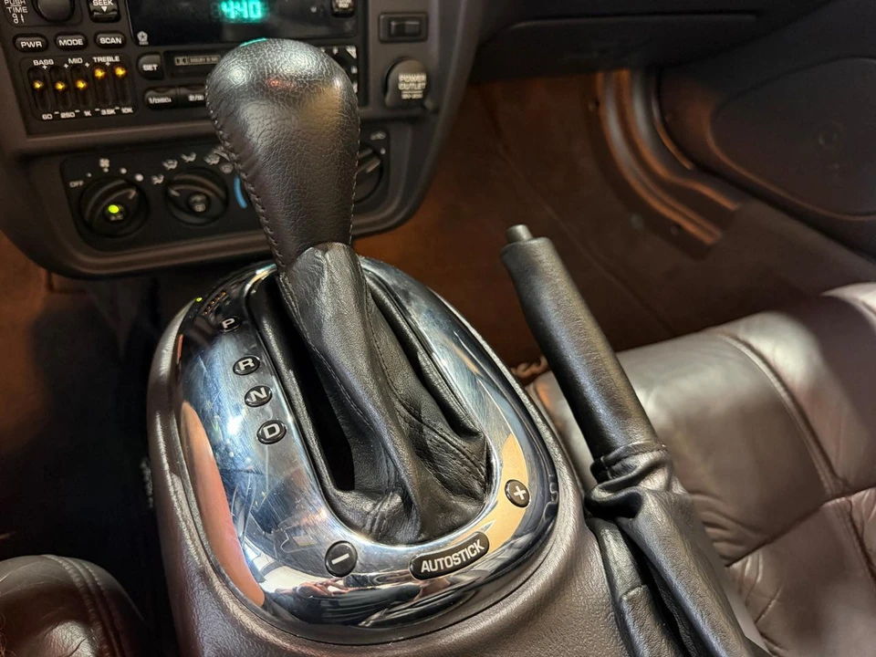 2000 Plymouth Prowler - Image 28 of 31