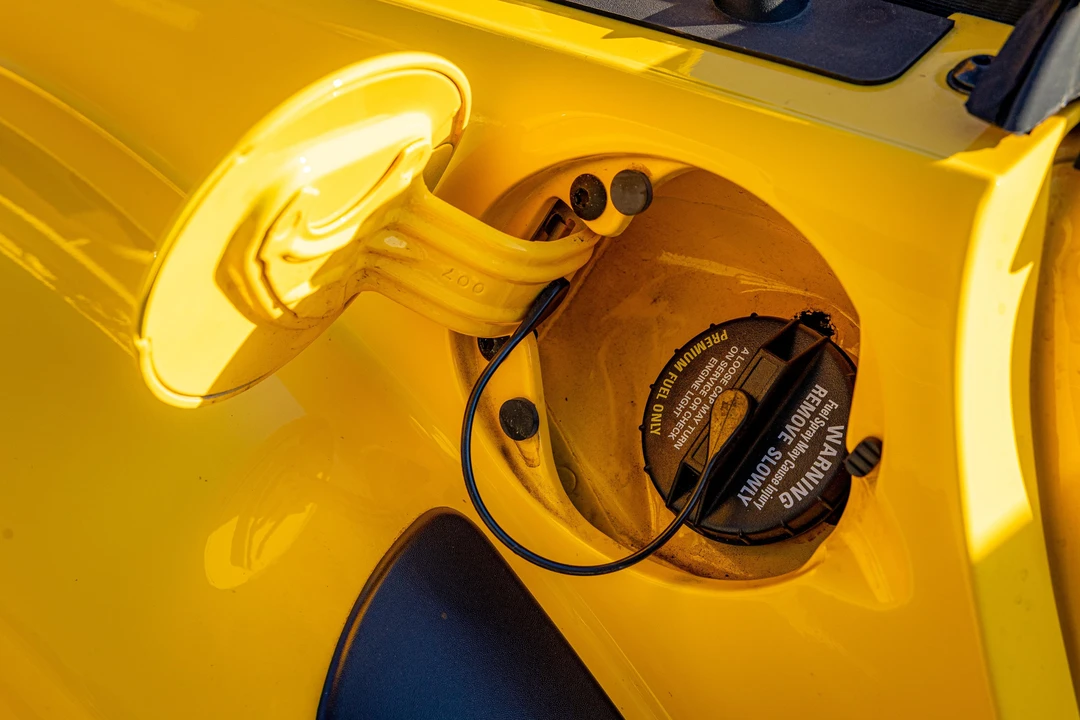 2000 Plymouth Prowler - Image 23 of 31