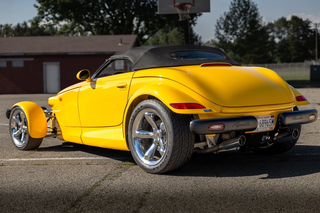 2000 Plymouth Prowler - Image 13 of 31