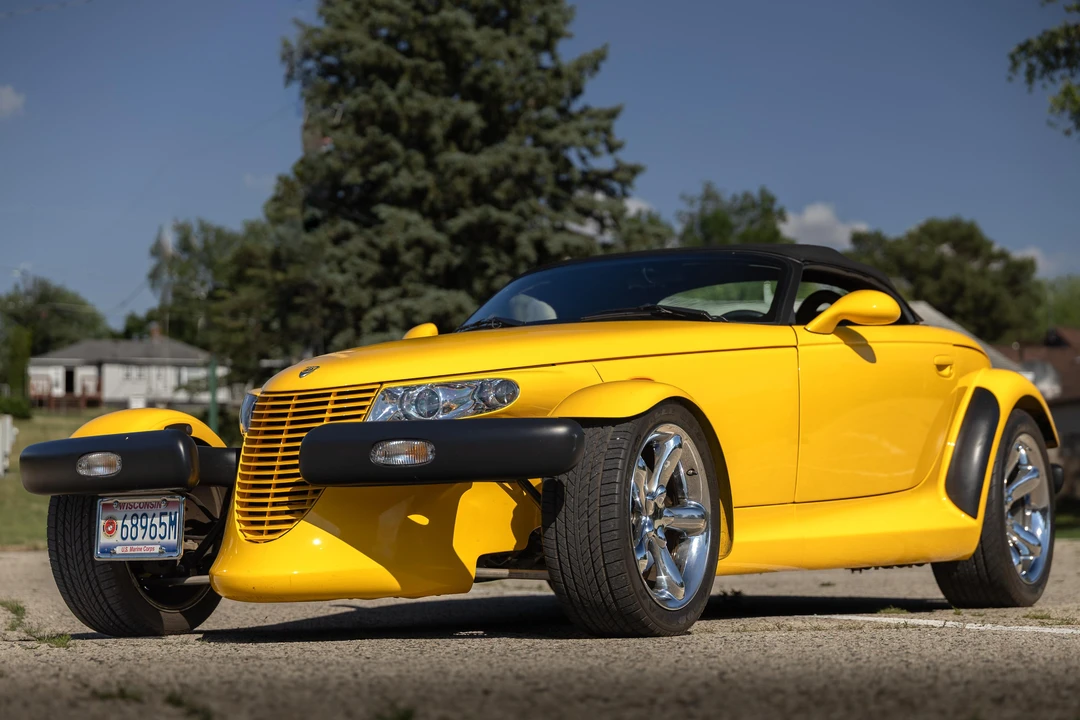 2000 Plymouth Prowler - Image 11 of 31