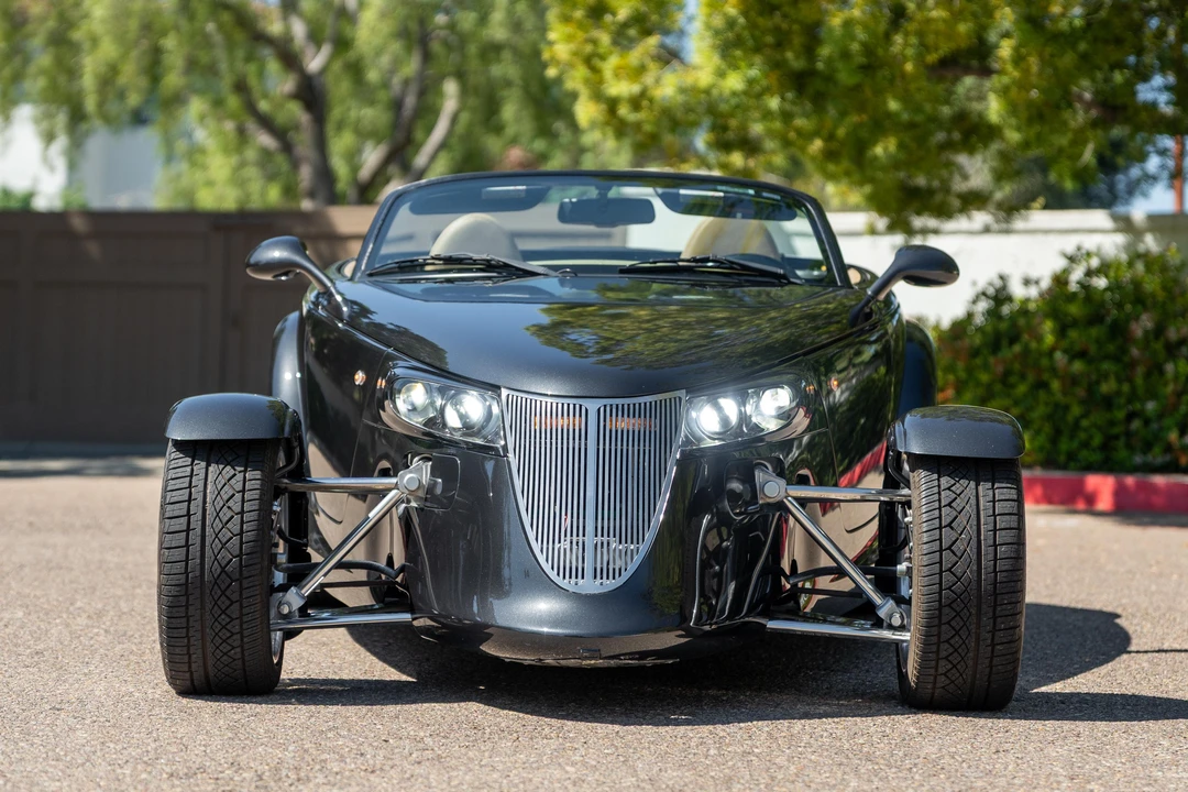2000 Plymouth Prowler - Image 2 of 31