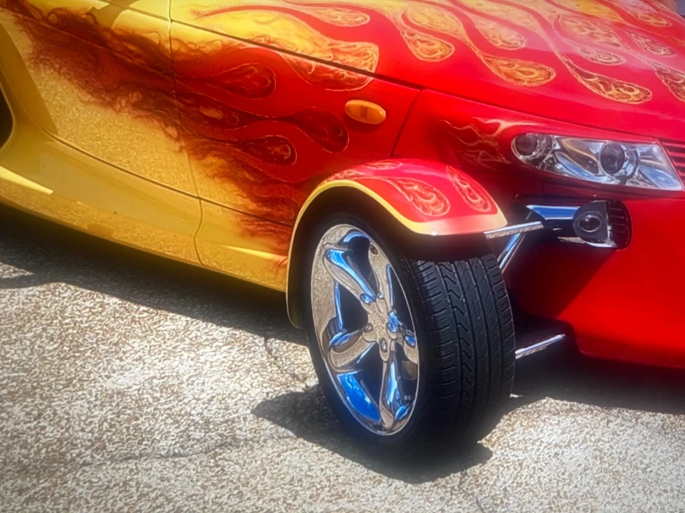2000 Plymouth Prowler - Image 2 of 31