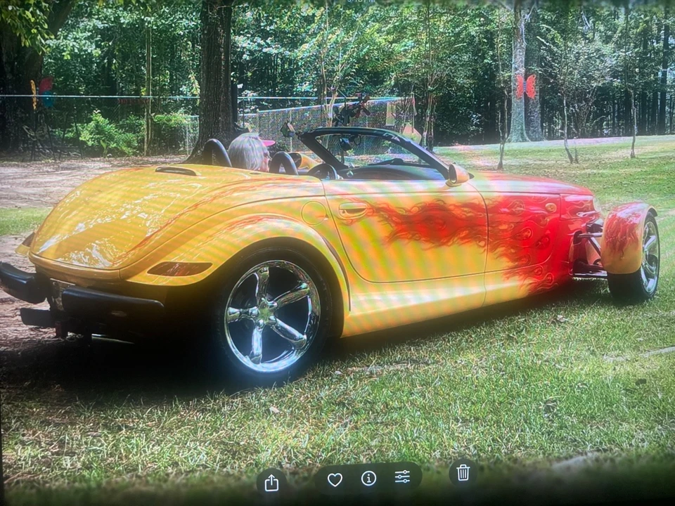 2000 Plymouth Prowler - Image 4 of 31
