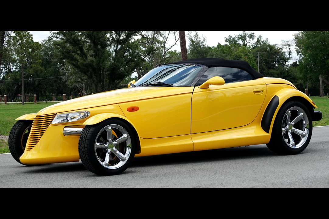 2000 Plymouth Prowler - Image 15 of 26