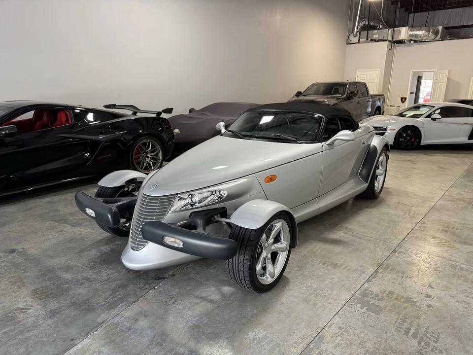 2000 Plymouth Prowler - Image 23 of 31