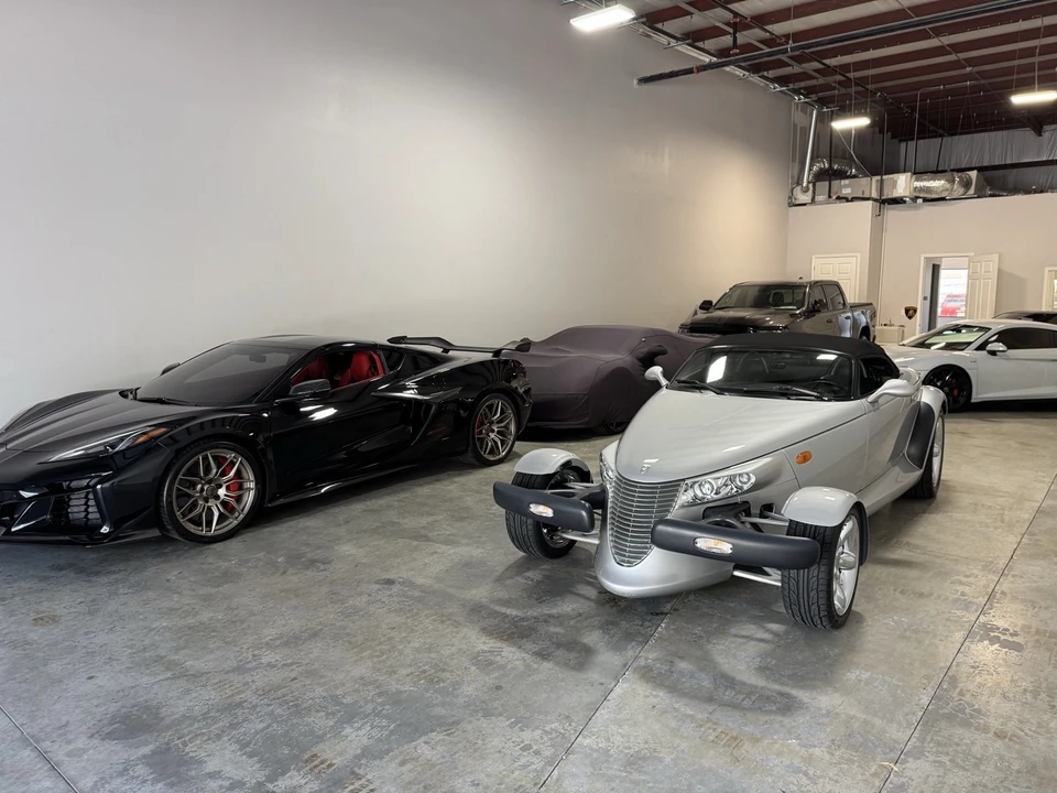 2000 Plymouth Prowler - Image 25 of 31