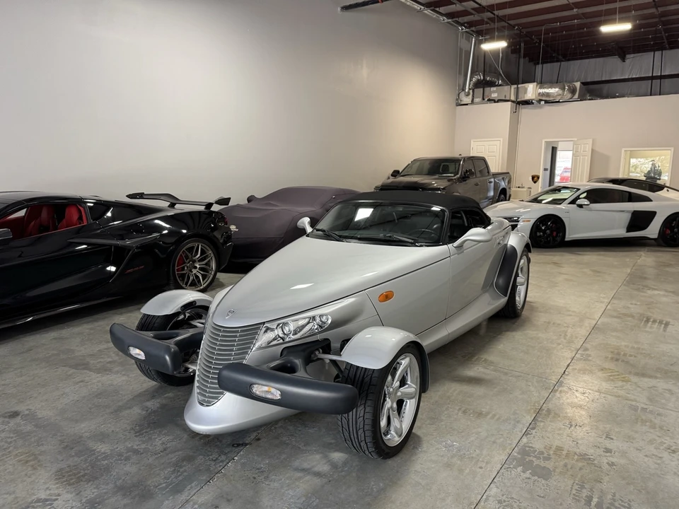 2000 Plymouth Prowler - Image 24 of 31