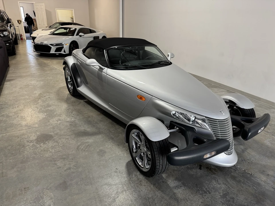 2000 Plymouth Prowler - Image 18 of 21