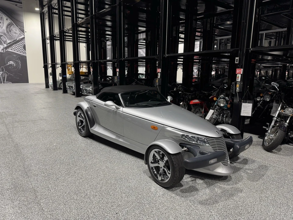 2000 Plymouth Prowler - Image 28 of 31