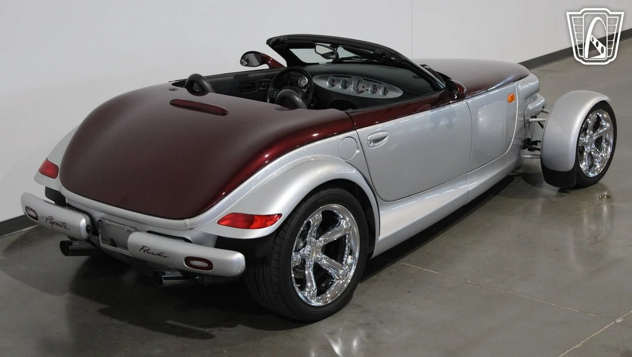 2000 Plymouth Prowler - Image 9 of 12