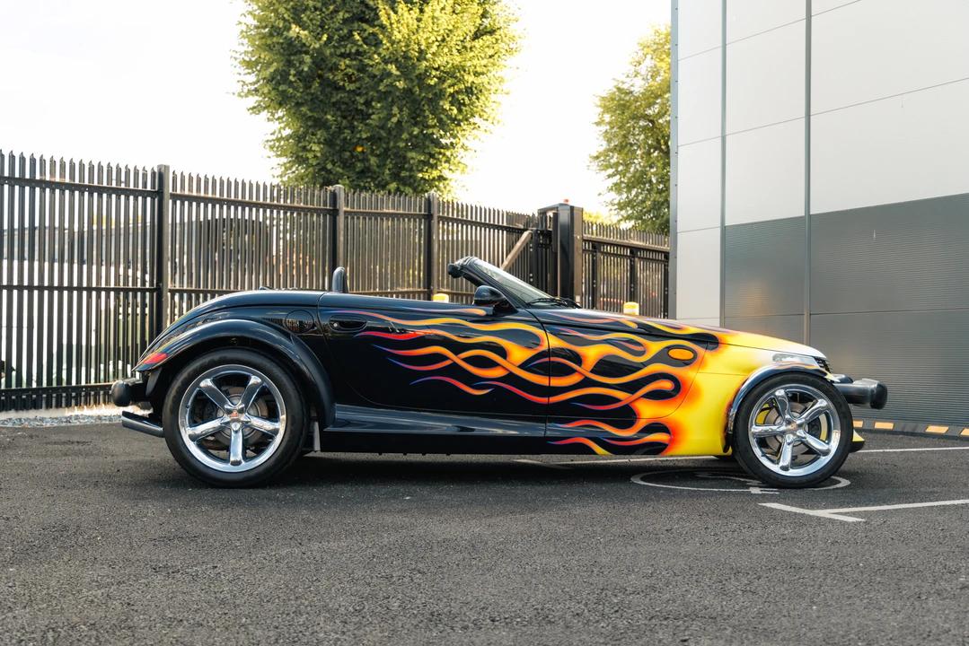 2000 Plymouth Prowler - Image 4 of 31