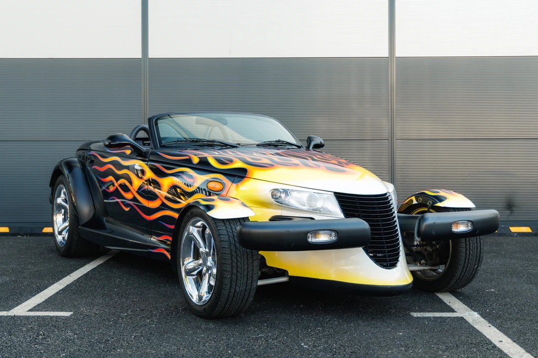 2000 Plymouth Prowler - Image 3 of 31