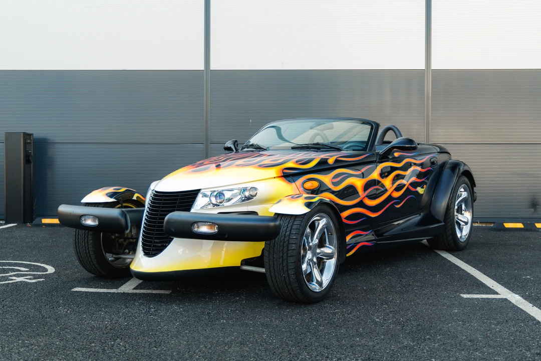 2000 Plymouth Prowler - Image 9 of 31