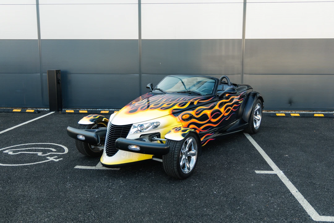 2000 Plymouth Prowler - Image 14 of 31