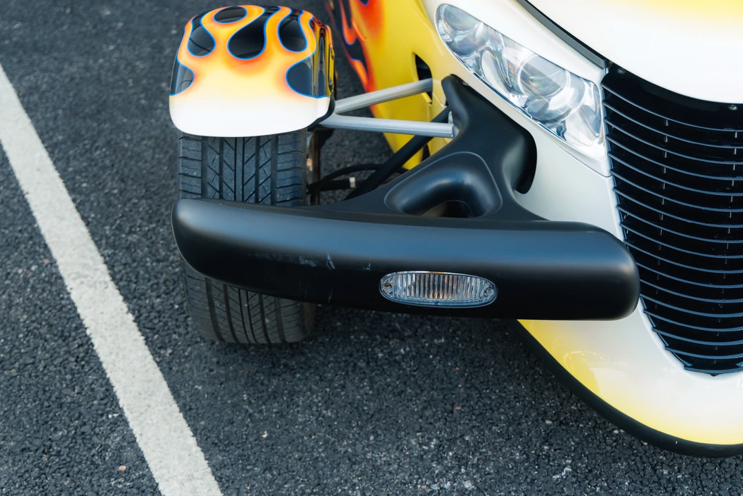 2000 Plymouth Prowler - Image 28 of 31