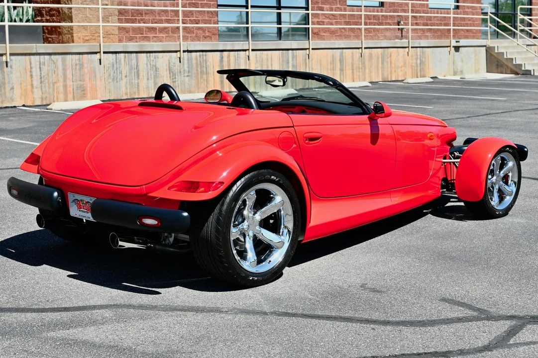 2000 Plymouth Prowler - Image 17 of 21
