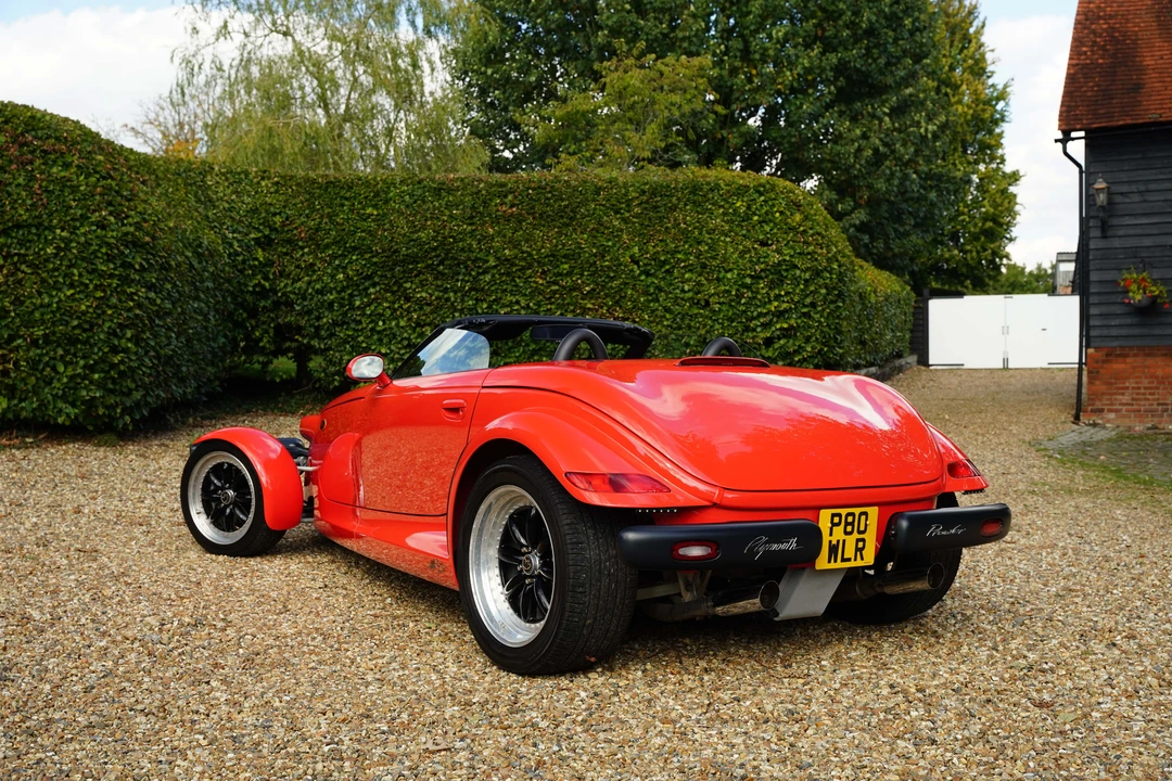 2000 Plymouth Prowler - Image 13 of 31