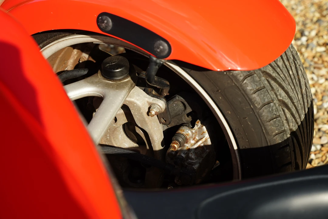 2000 Plymouth Prowler - Image 27 of 31