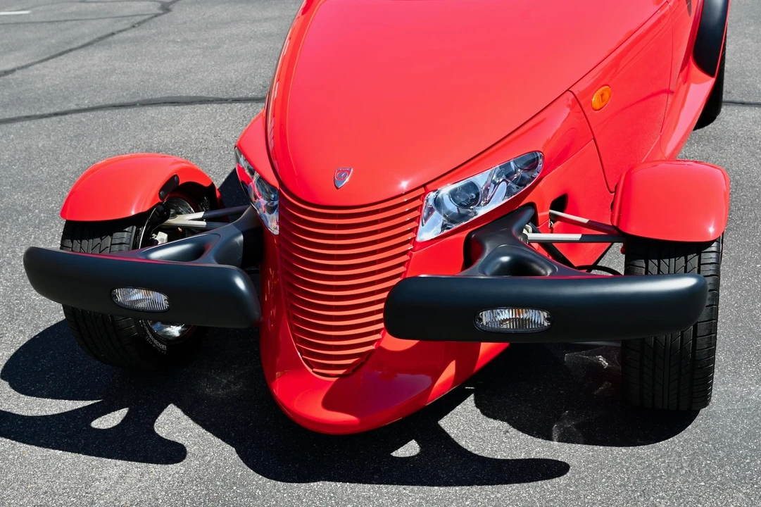2000 Plymouth Prowler - Image 29 of 31