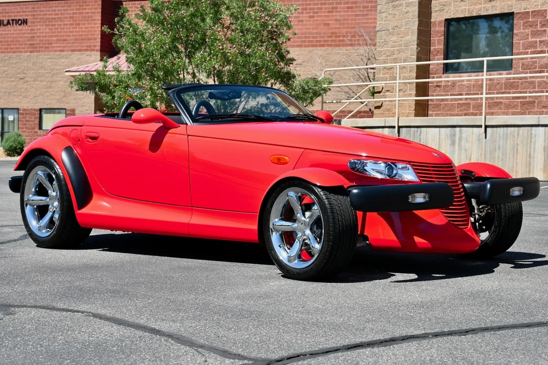 2000 Plymouth Prowler - Image 23 of 31