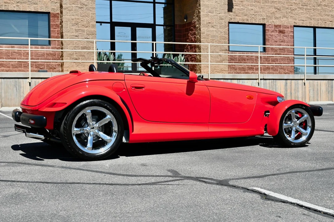 2000 Plymouth Prowler - Image 19 of 31