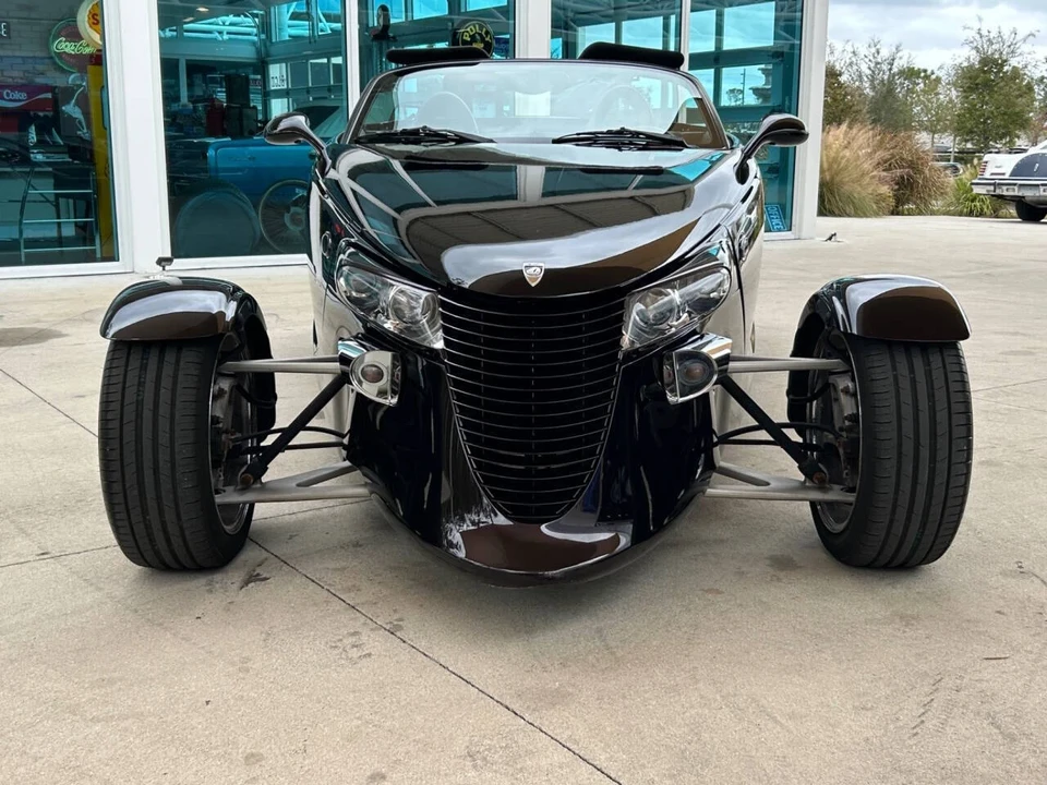 2000 Plymouth Prowler - Image 2 of 12