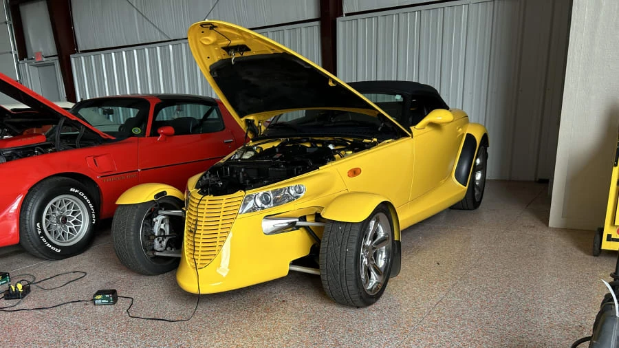 2000 Plymouth Prowler - Image 15 of 15