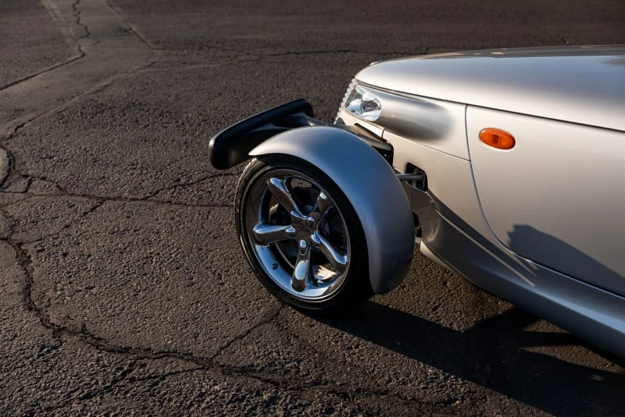 2000 Plymouth Prowler - Image 17 of 31