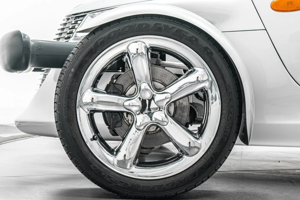 2000 Plymouth Prowler - Image 9 of 19