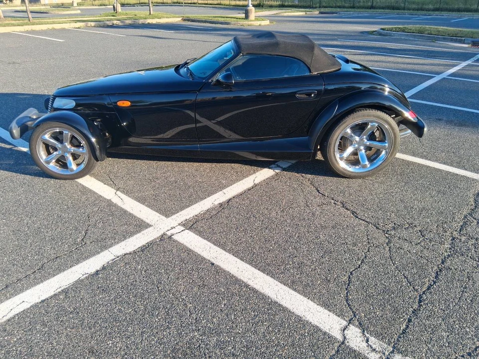 2000 Plymouth Prowler - Image 8 of 10