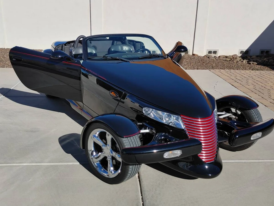 2000 Plymouth Prowler - Image 12 of 24