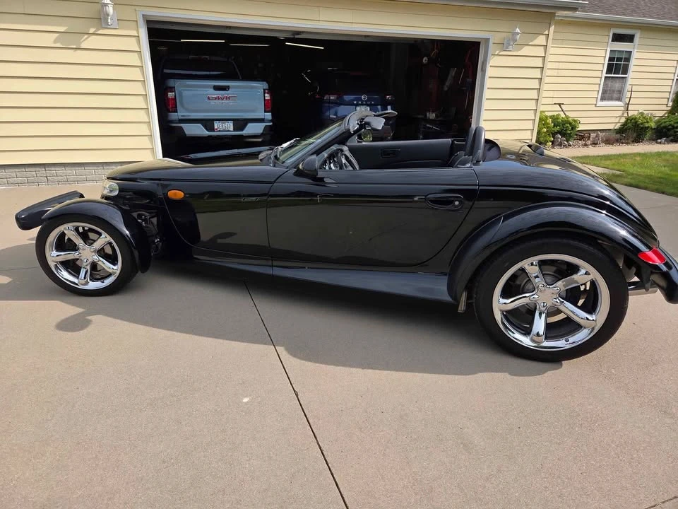 2000 Plymouth Prowler - Image 9 of 10